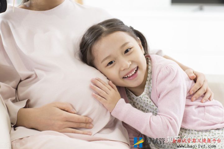 试管婴儿双胞胎成功率、费用、过程你了解吗(图1) 试管婴儿双胞胎成功率、费用、过程你了解吗(图1)