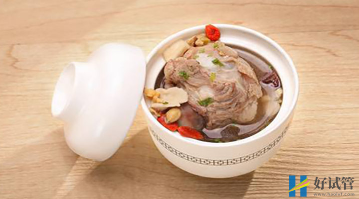 产妇鸽子汤是公的好还是母的好?看看网友是怎么回答的(图1) 鸽子汤公的好还是母的好