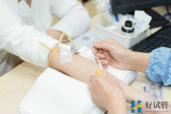 这7类女性一定要忌生二胎,四十多岁再要二孩害人害己(图2) 女性有宫外孕史不适合要二孩