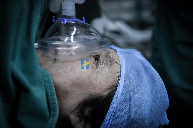 高龄失独女性诉说试管辛酸史,历经艰辛成功生下龙凤胎(图1) 失独妈妈做试管