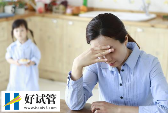 揭秘各地有多少人后悔生孩子,所需承受的压力不是一点半点(图3) 养育孩子需要大量精力